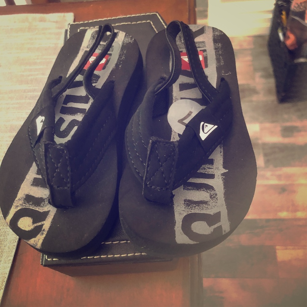 Kids sandals